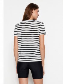 Футболка Trendyol модель TWOSS23TS00132/Beyaz Фото