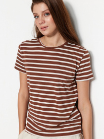 Футболка Trendyol модель TWOSS23TS00132/Kahverengi Фото