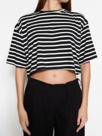 Футболка Trendyol модель TWOSS23TS00136/Siyah Фото