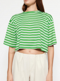 Футболка Trendyol модель TWOSS23TS00136/Yesil Фото