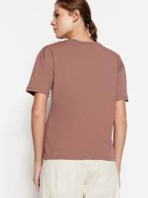Футболка Trendyol модель TWOSS23TS00140/Kahverengi Фото