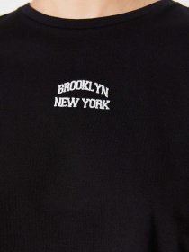 Футболка Trendyol модель TWOSS23TS00155/Siyah Фото