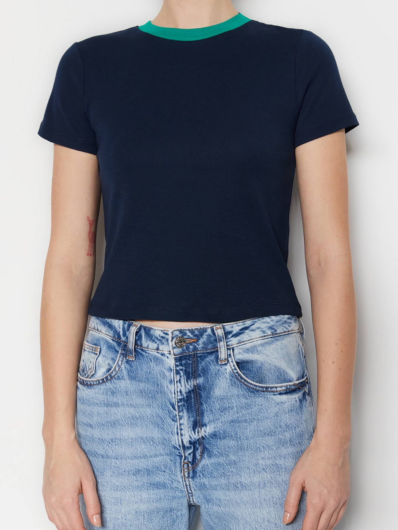 Футболка Trendyol модель TWOSS23TS00230/Lacivert Фото