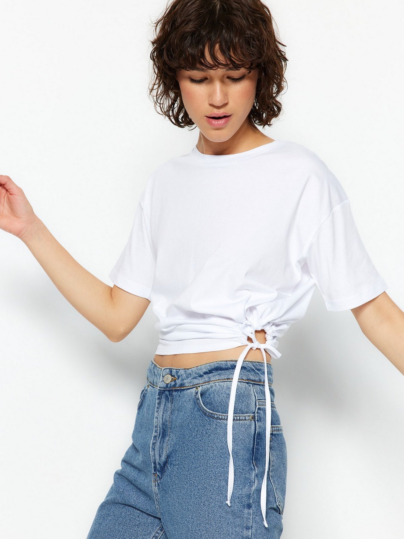 Футболка Trendyol модель TWOSS23TS00244/Beyaz Фото