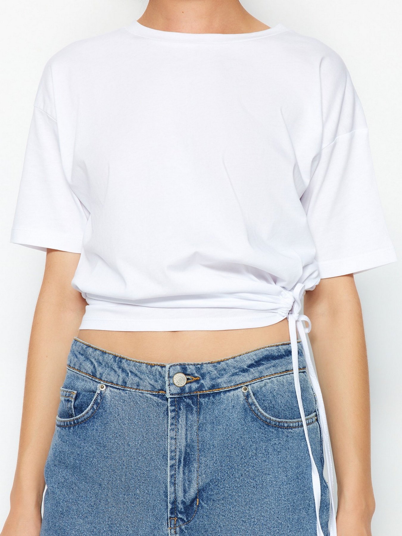 Футболка Trendyol модель TWOSS23TS00244/Beyaz Фото