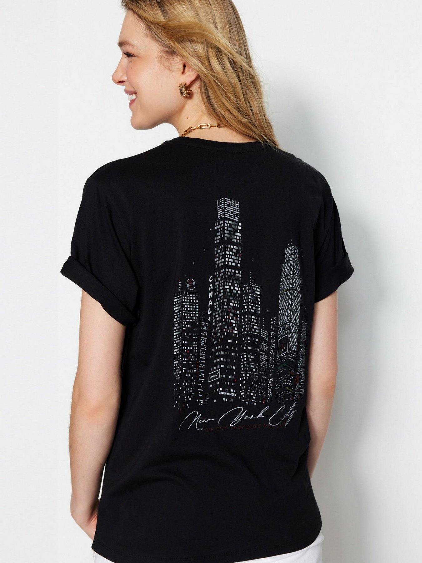 Футболка Trendyol модель TWOSS23TS00148/Siyah Фото