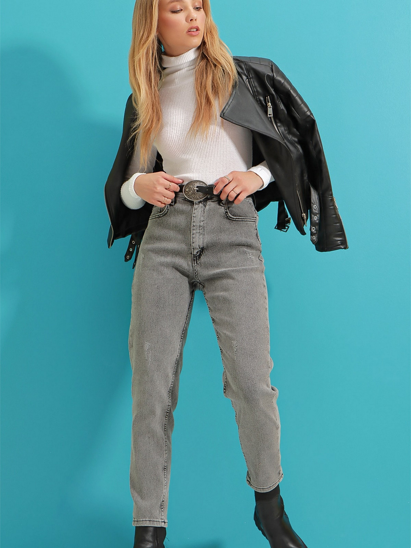 Завужені джинси Trend Alacati Stili Модель ALC-X9293ACIK ANTRASİT Фото