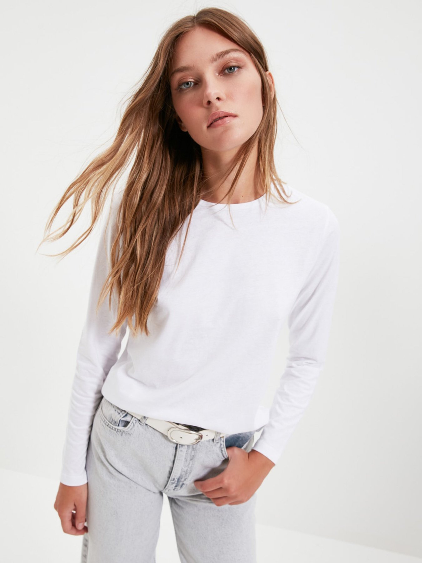 Лонгслив Trendyol модель TWOAW21TS0098/Beyaz Фото