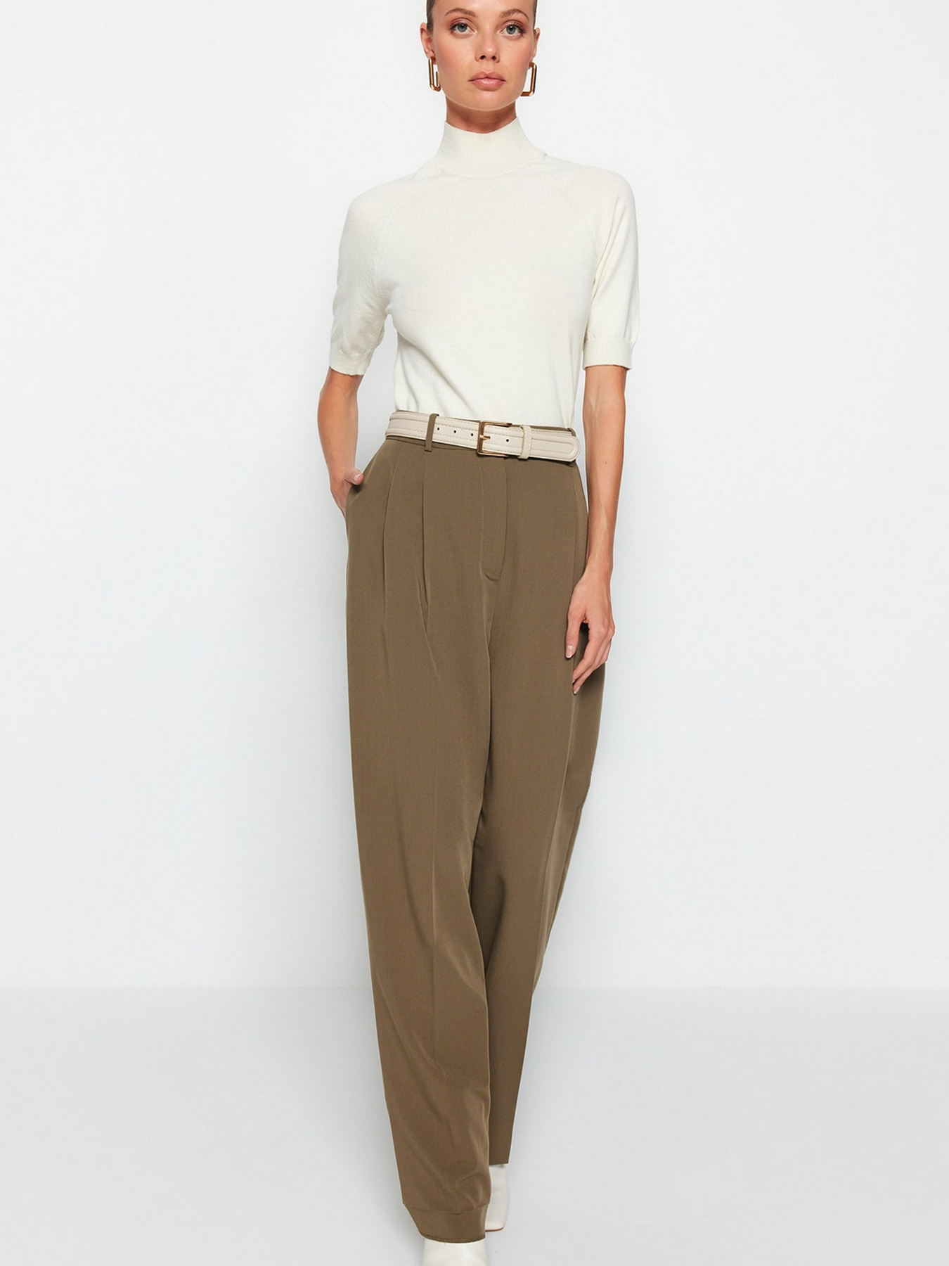 Водолазка Trendyol модель TWOAW24BZ00005/Ekru Фото