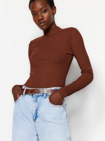 Водолазка Trendyol модель TWOAW24BZ00077/Kahverengi Фото