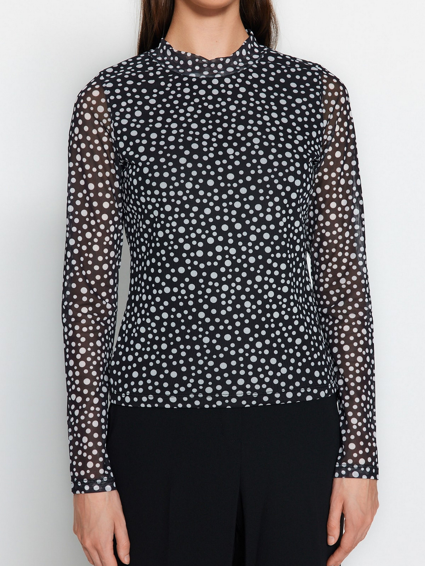 Лонгслів Trendyol модель TWOAW24BZ00138/Siyah Фото