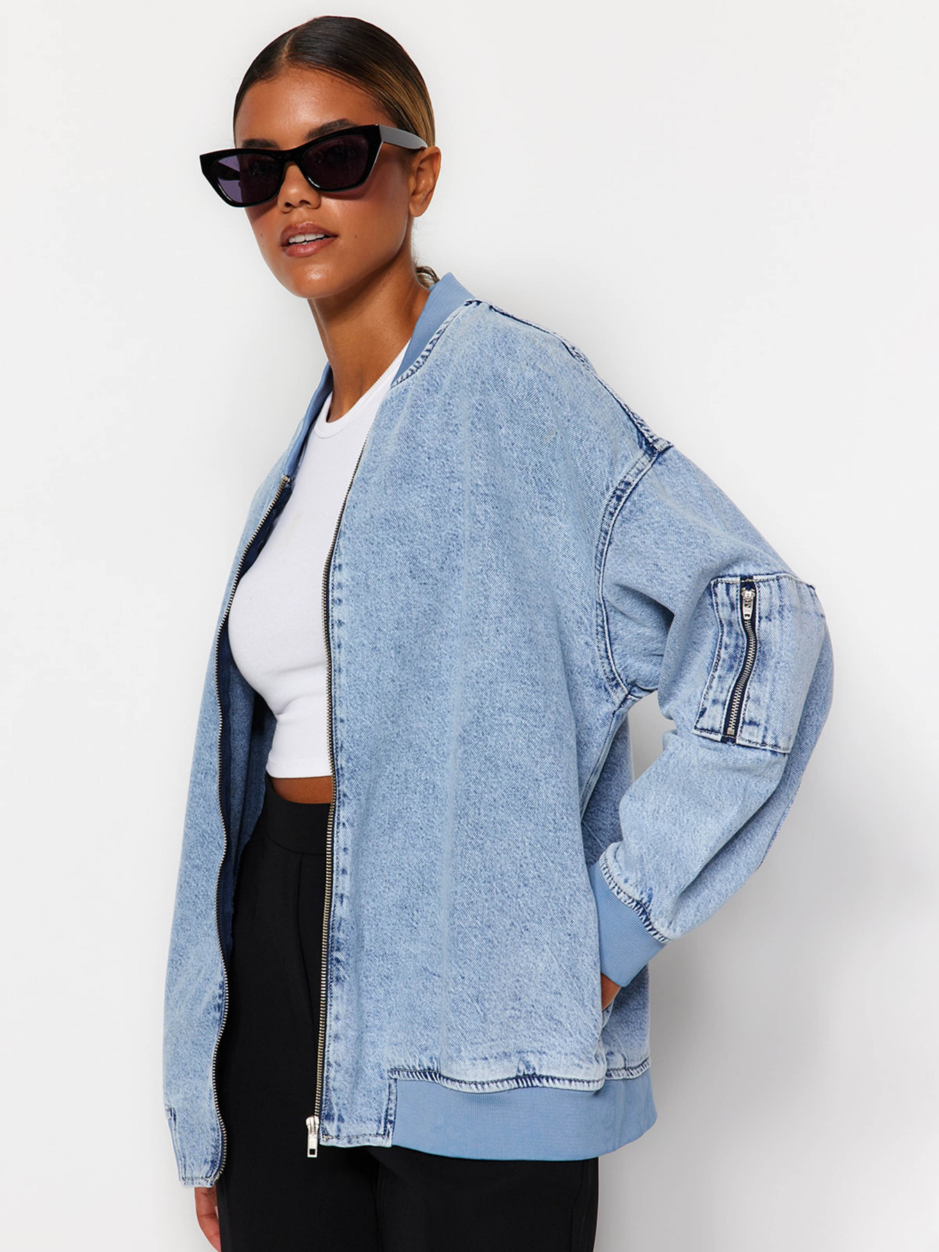 Бомбер Trendyol модель TWOAW24CE00006/Mavi Фото