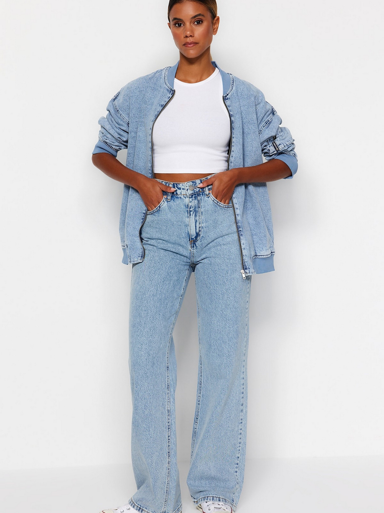 Широкі джинси Trendyol модель TWOAW24JE00073/Acık Mavi Фото