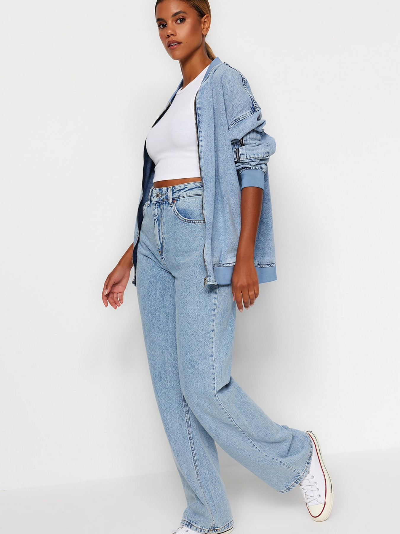 Широкі джинси Trendyol модель TWOAW24JE00073/Acık Mavi Фото