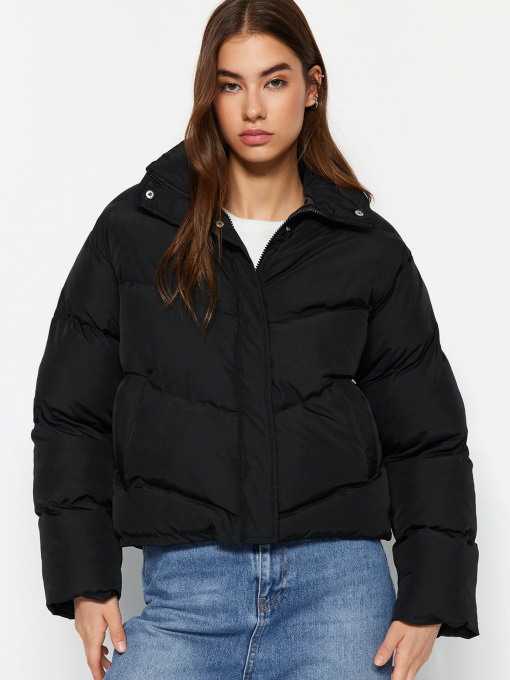 Демисезонная куртка Trendyol модель TWOAW24MO00048/Siyah Фото