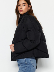 Демісезонна куртка Trendyol модель TWOAW24MO00048/Siyah Фото