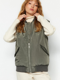 Утеплений жилет Trendyol модель TWOAW24YE00003/Haki Фото