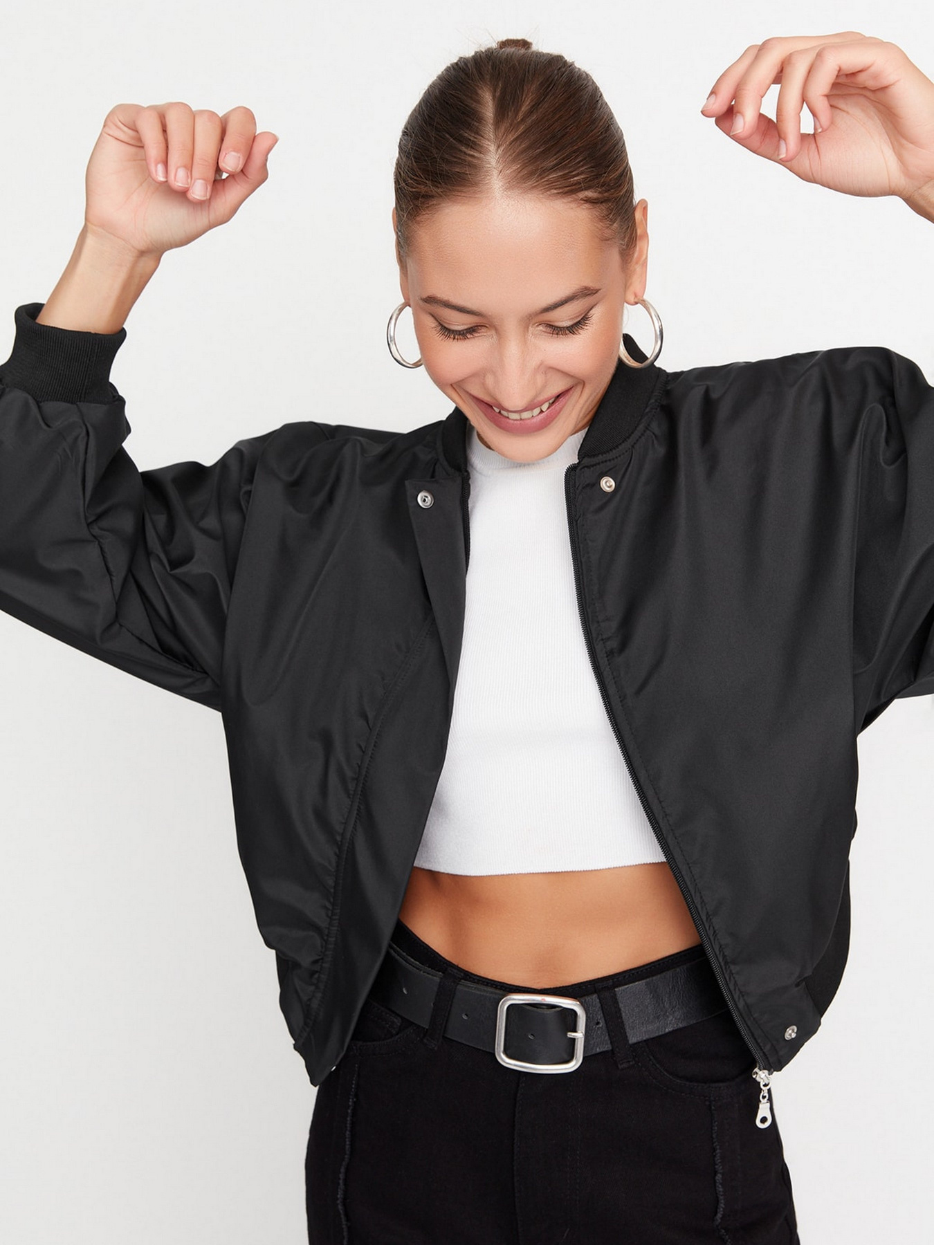 Бомбер Trendyol модель TWOSS22MO0099/Siyah Фото