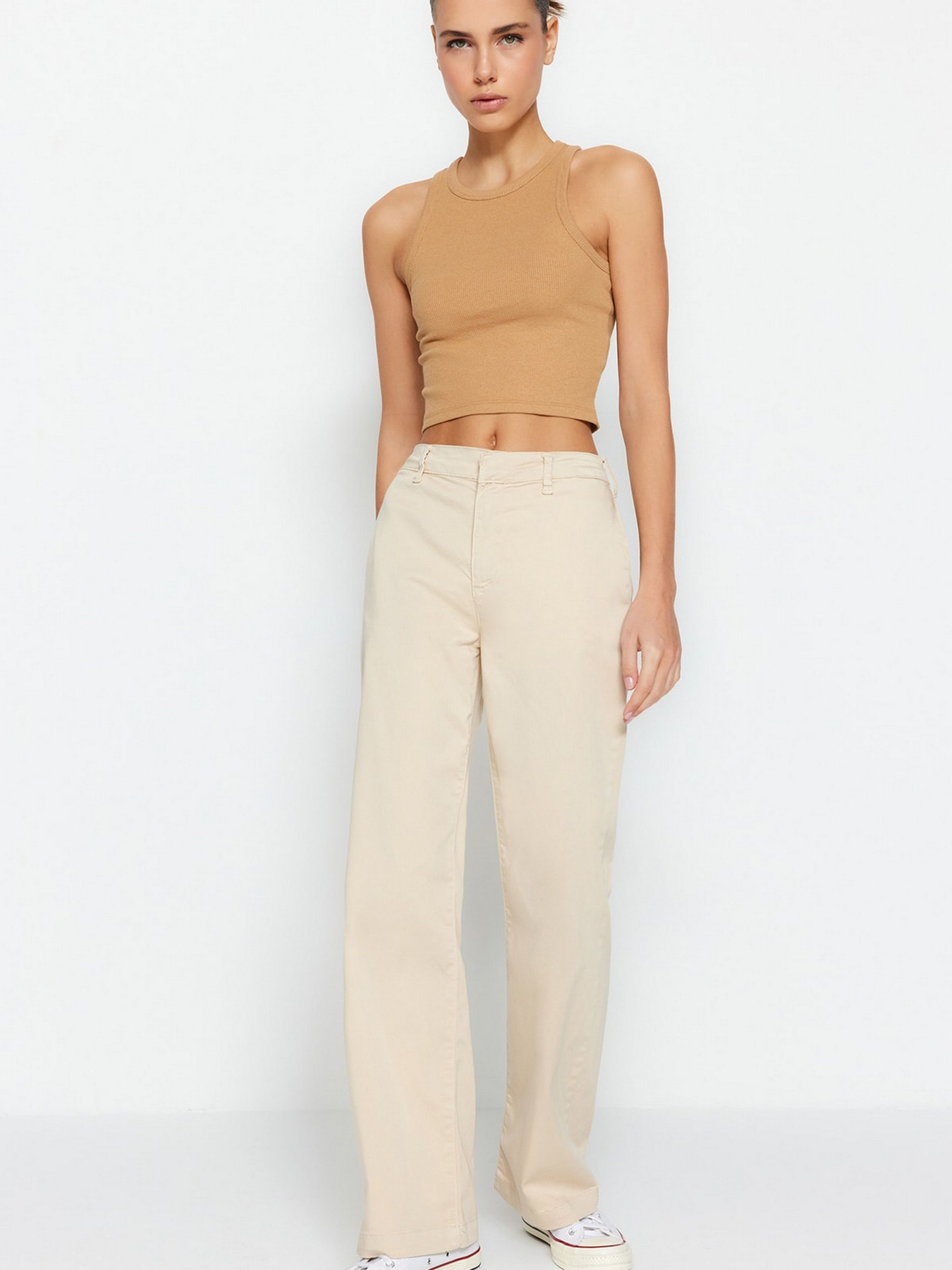 Широкі джинси Trendyol модель TWOSS23JE00209/Tas Фото