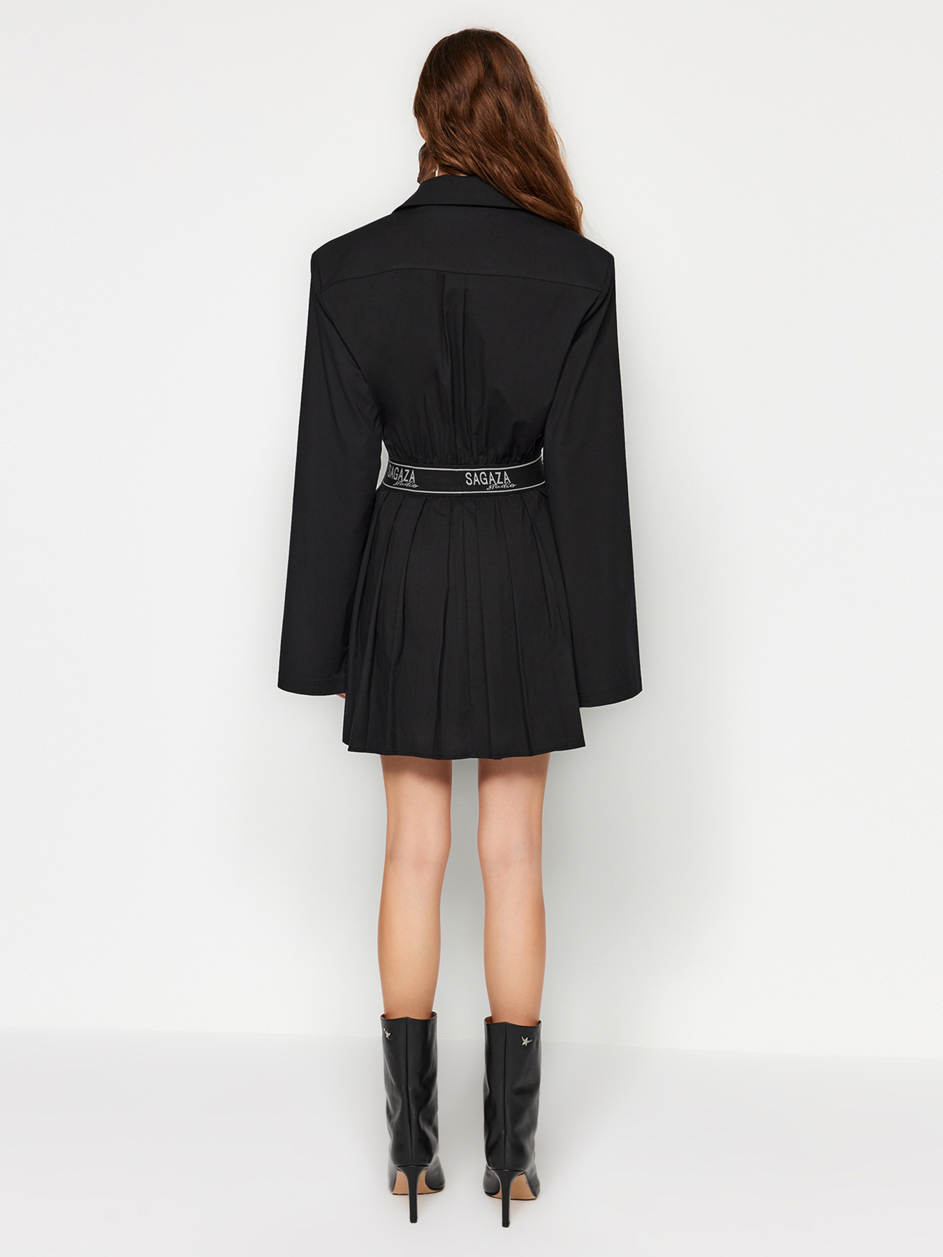 Сукня міні Trendyol модель TCLAW24EL00000/Siyah Фото