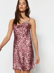 Ночная рубашка Trendyol модель THMSS23GC00041/Pembe-Cok Renkli Фото