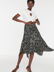 Юбка миди Trendyol модель TWOAW20ET0440/Beyaz Фото