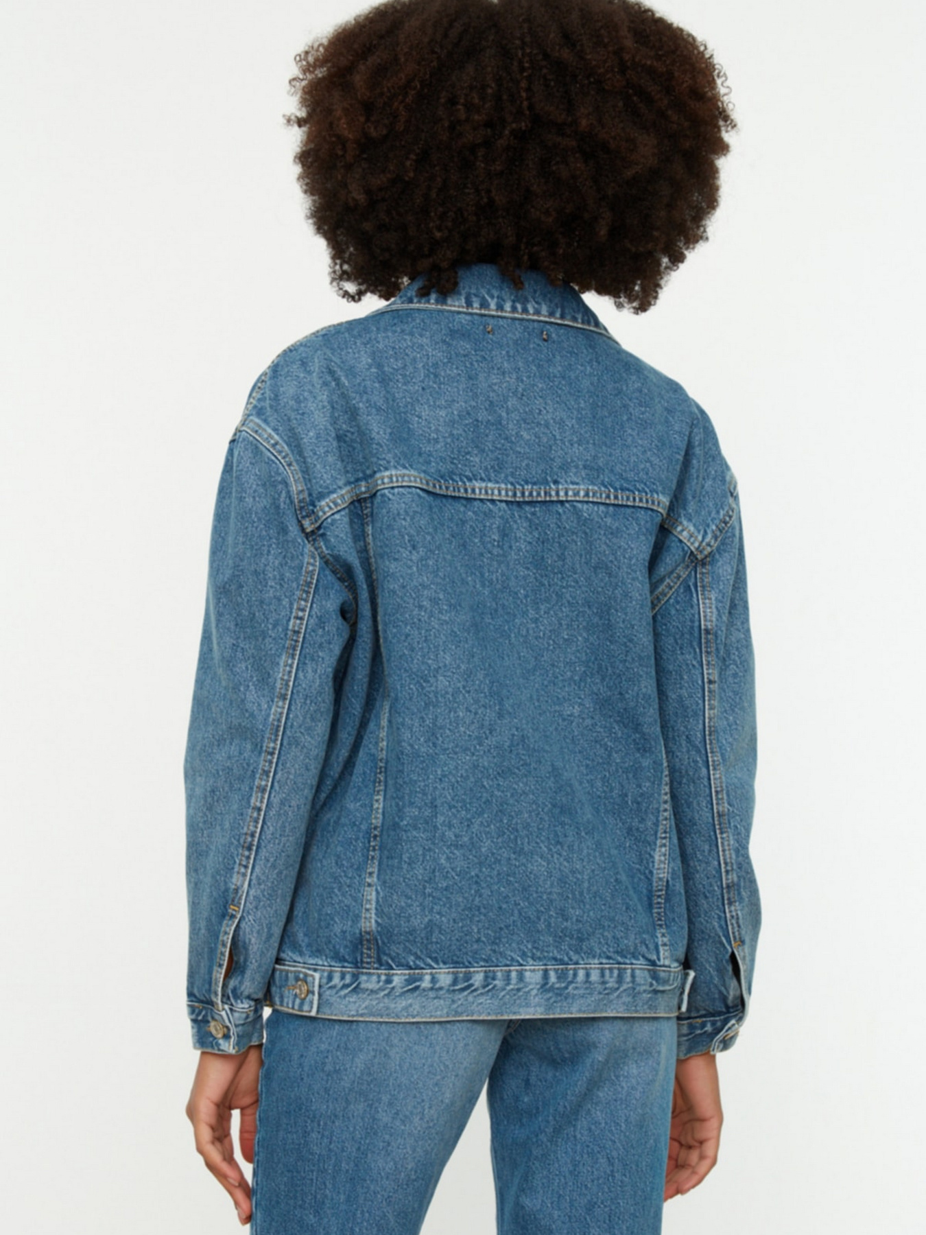 Джинсова куртка Trendyol модель TWOAW22CE0364/Mavi Фото