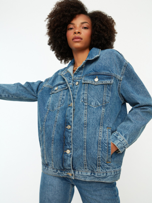 Джинсова куртка Trendyol модель TWOAW22CE0364/Mavi Фото