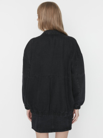 Джинсова куртка Trendyol модель TWOAW23CE00213/Siyah Фото