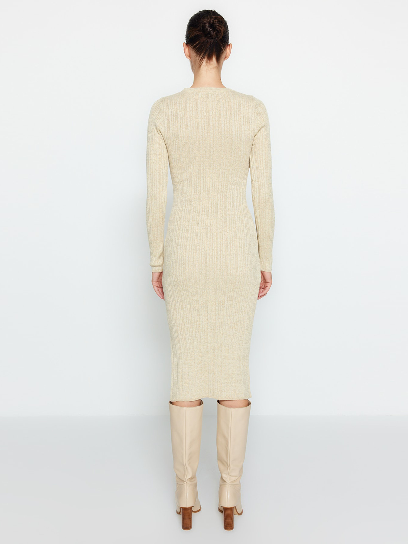 Платье миди Trendyol модель TWOAW24EL00047/Bej Фото