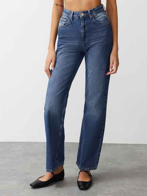 Широкие джинсы Trendyol модель TWOAW24JE00073/Mavi Фото