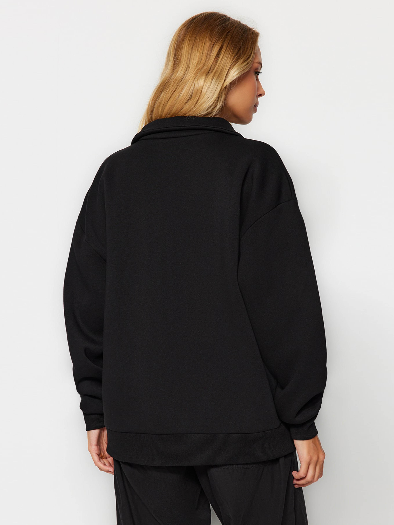 Кофта Trendyol модель TWOAW24SW00184/Siyah Фото