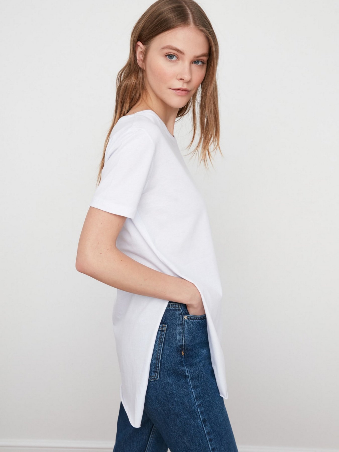 Футболки и поло Trendyol модель TWOSS20TS0829/Ekru Фото