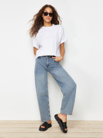 Футболка Trendyol модель TWOSS20TS0134/Beyaz Футболка Trendyol модель TWOSS20TS0134/Beyaz Фото