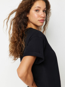 Футболка Trendyol модель TWOSS20TS0134/Siyah Фото