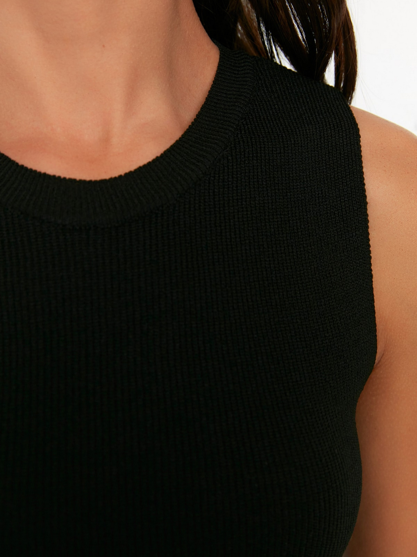 Майка Trendyol модель TWOSS21BZ0098/Siyah Майка Trendyol модель TWOSS21BZ0098/Siyah Фото