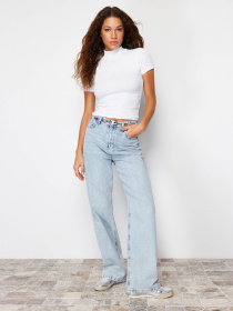 Футболка Trendyol модель TWOSS21BZ0780/Beyaz Фото