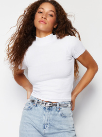 Футболка Trendyol модель TWOSS21BZ0780/Beyaz Фото