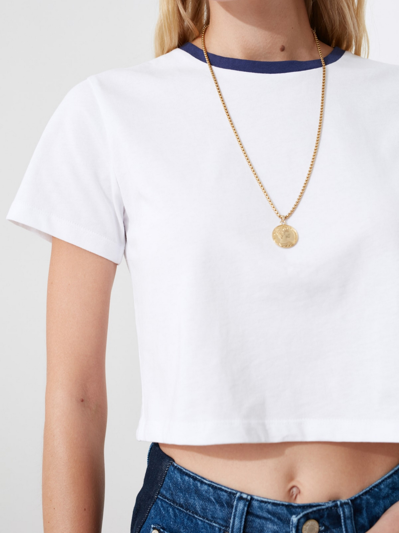 Футболка Trendyol модель TWOSS21TS0395/Beyaz Фото