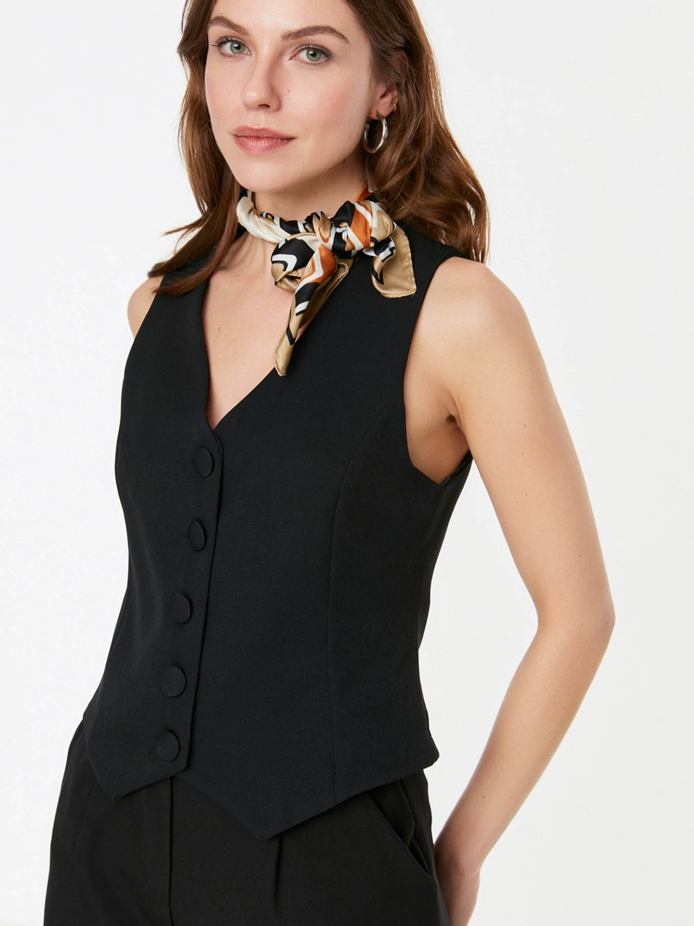 Классический жилет Trendyol модель TWOSS21YE0009/Siyah Фото