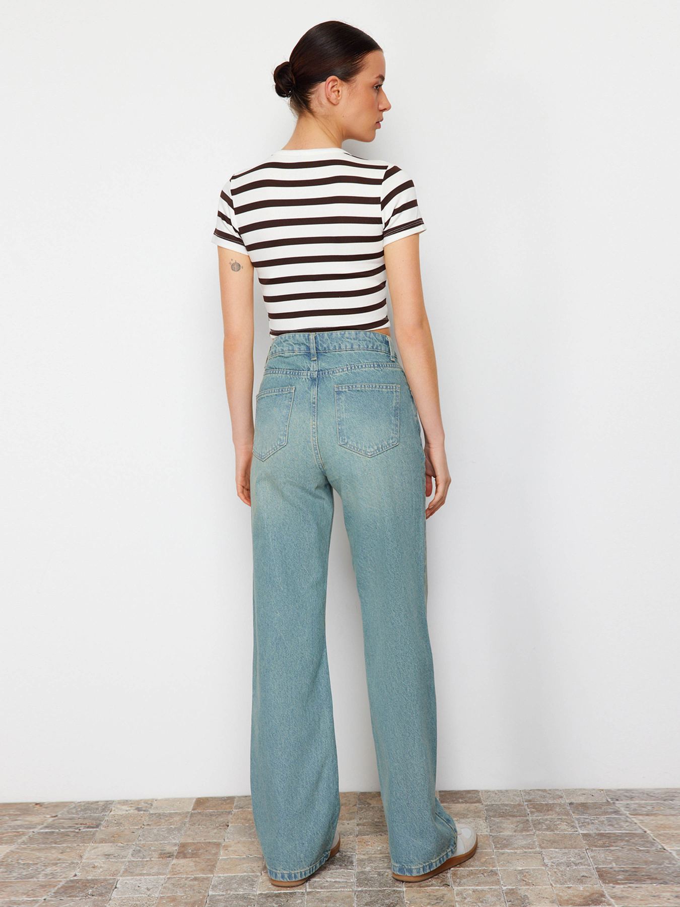 Широкі джинси Trendyol модель TWOSS23JE00166/Mavi Фото