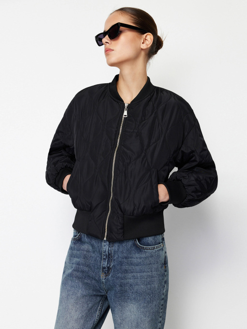 Бомбер Trendyol модель TWOSS23MO00010/Siyah Фото