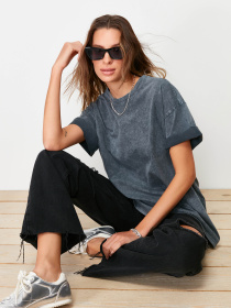 Футболка Trendyol модель TWOSS23TS00109/Antrasit Фото