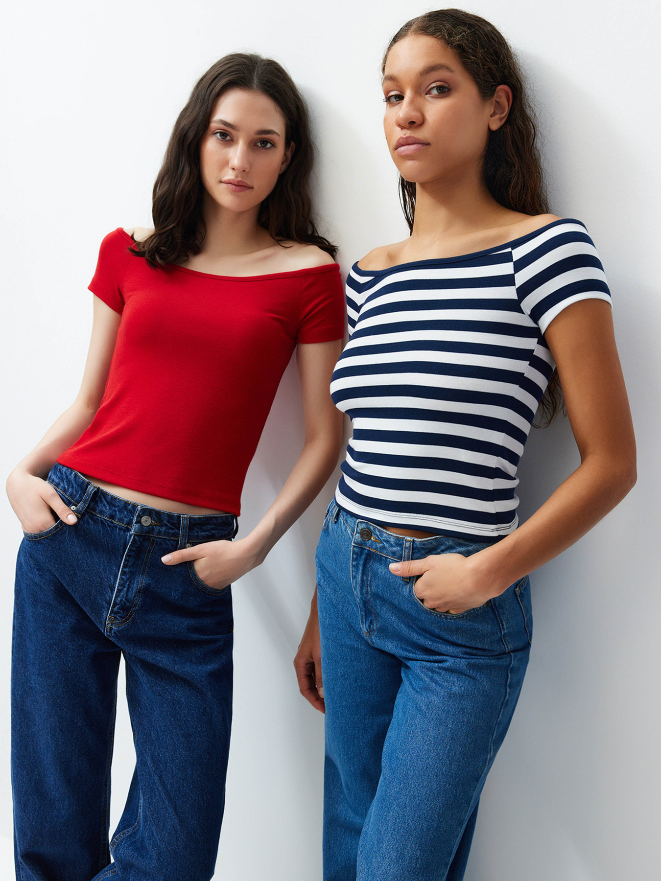 Набор футболок Trendyol модель TWOSS24BZ00310/Lacivert-Kirmizi Фото