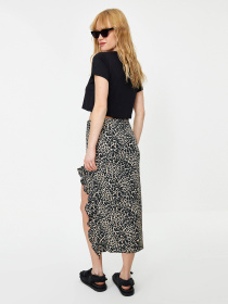 Юбка миди Trendyol модель TWOSS24ET00031/Siyah Фото