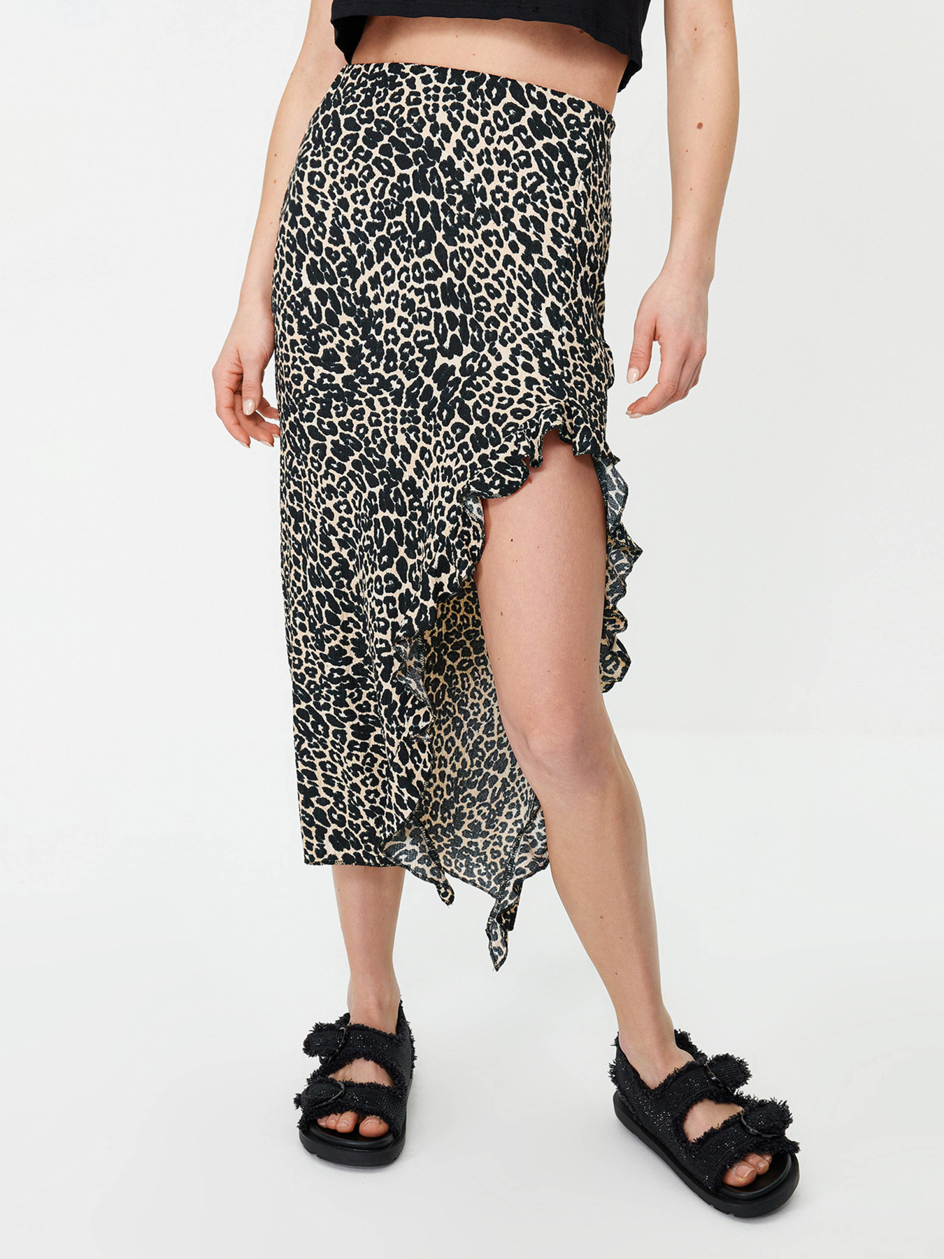 Спідниця міді Trendyol модель TWOSS24ET00031/Siyah Спідниця міді Trendyol модель TWOSS24ET00031/Siyah Фото