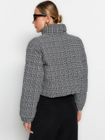 Демисезонная куртка Trendyol модель TWOAW24MO00028/Siyah Фото