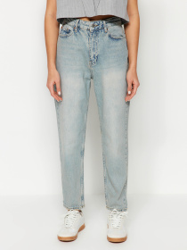 Прямые джинсы Trendyol модель TWOSS24JE00026/Mavi Фото
