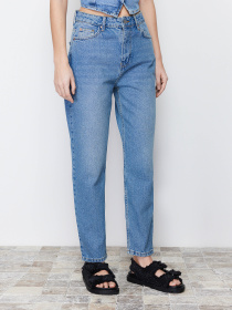 Джинси мом Trendyol модель TWOSS24JE00040/Mavi Фото