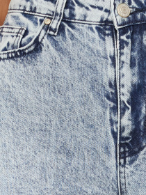 Джинсы мом Trendyol модель TWOSS24JE00081/Mavi Фото